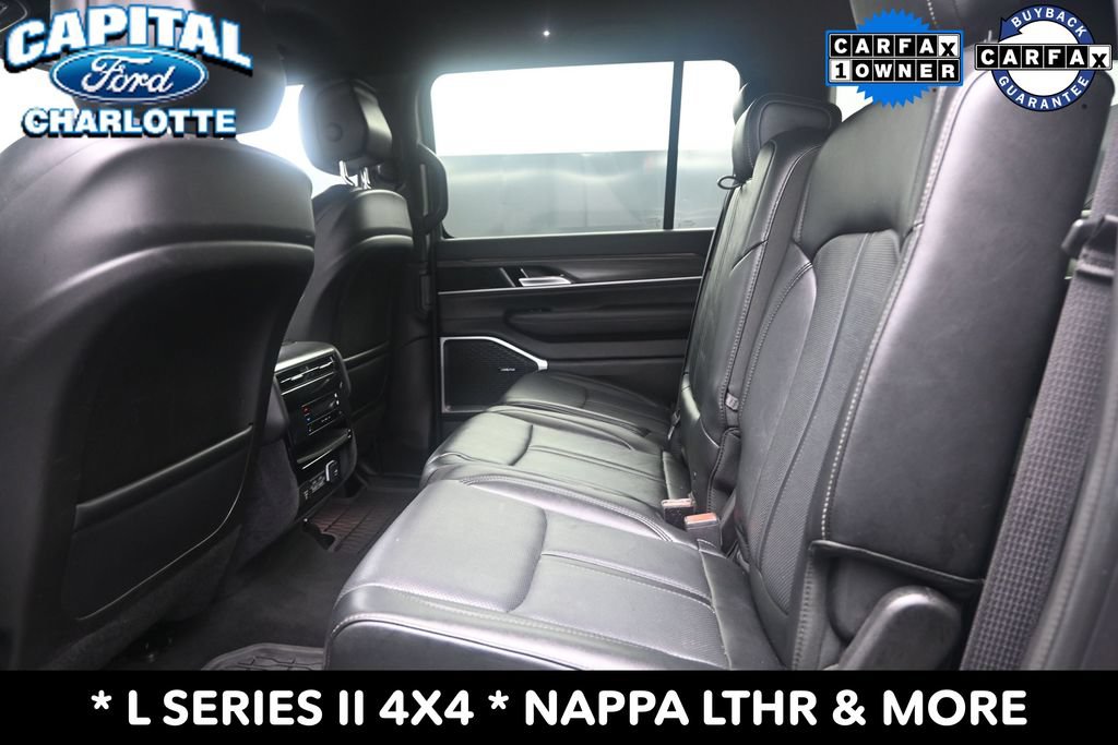Used 2024 Jeep Wagoneer L Series II w/ Flexible Seating Group AWD/4WD image 10