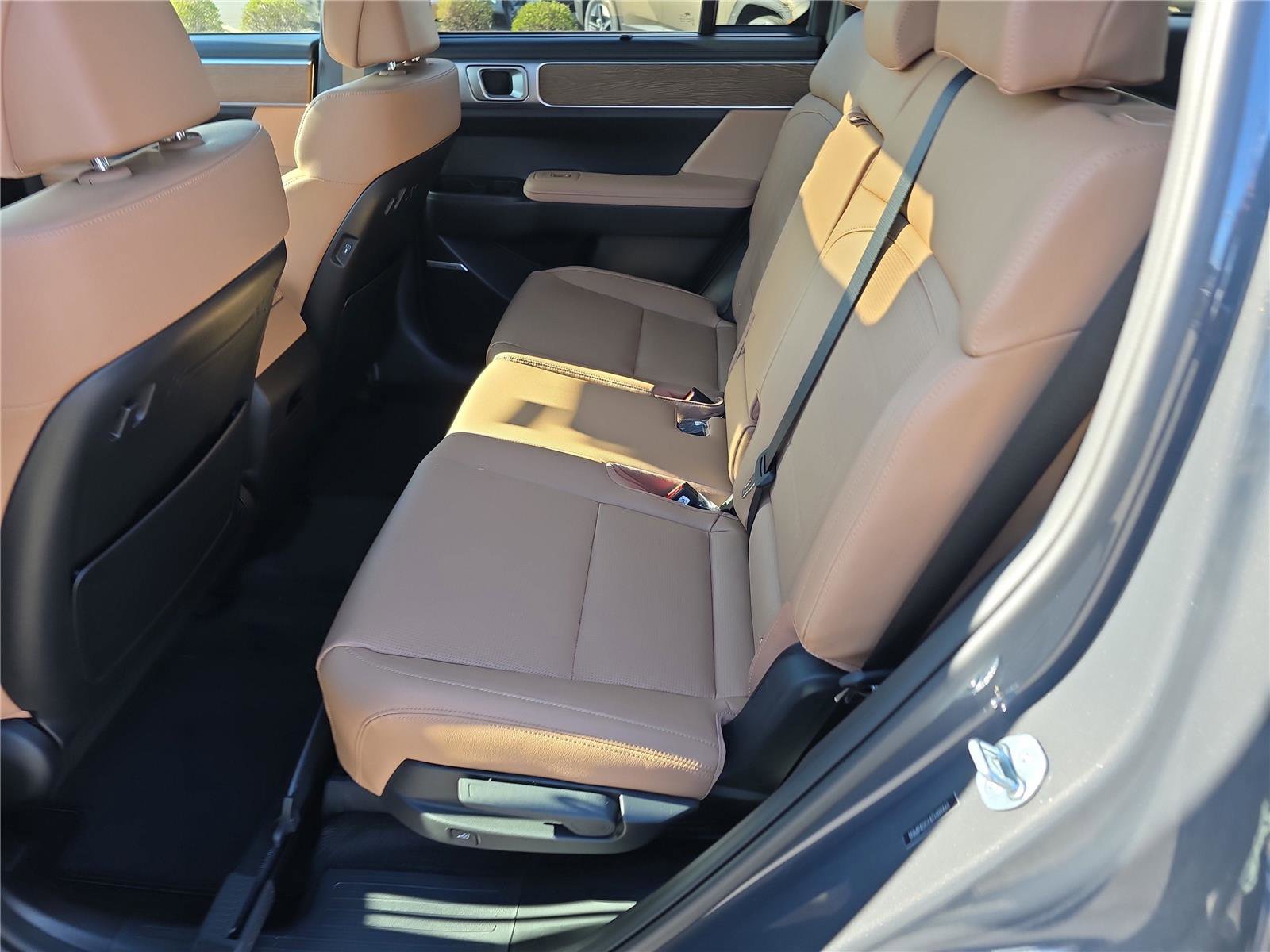 New 2026 Hyundai Santa Fe Limited image 6