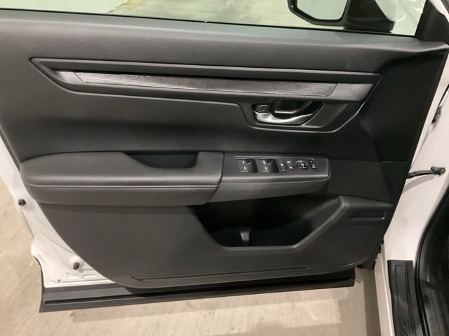 Certified 2025 Honda CR-V LX image 5