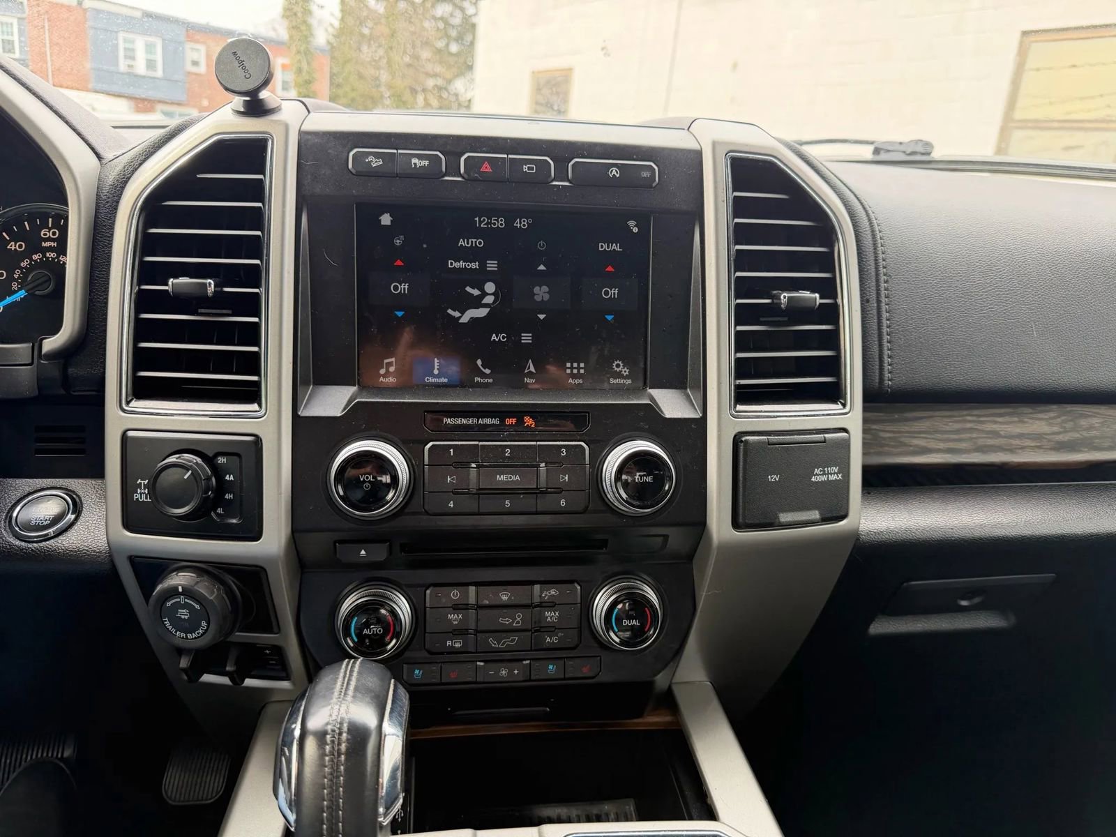 Used 2018 Ford F150 Lariat w/ Equipment Group 502A Luxury image 20