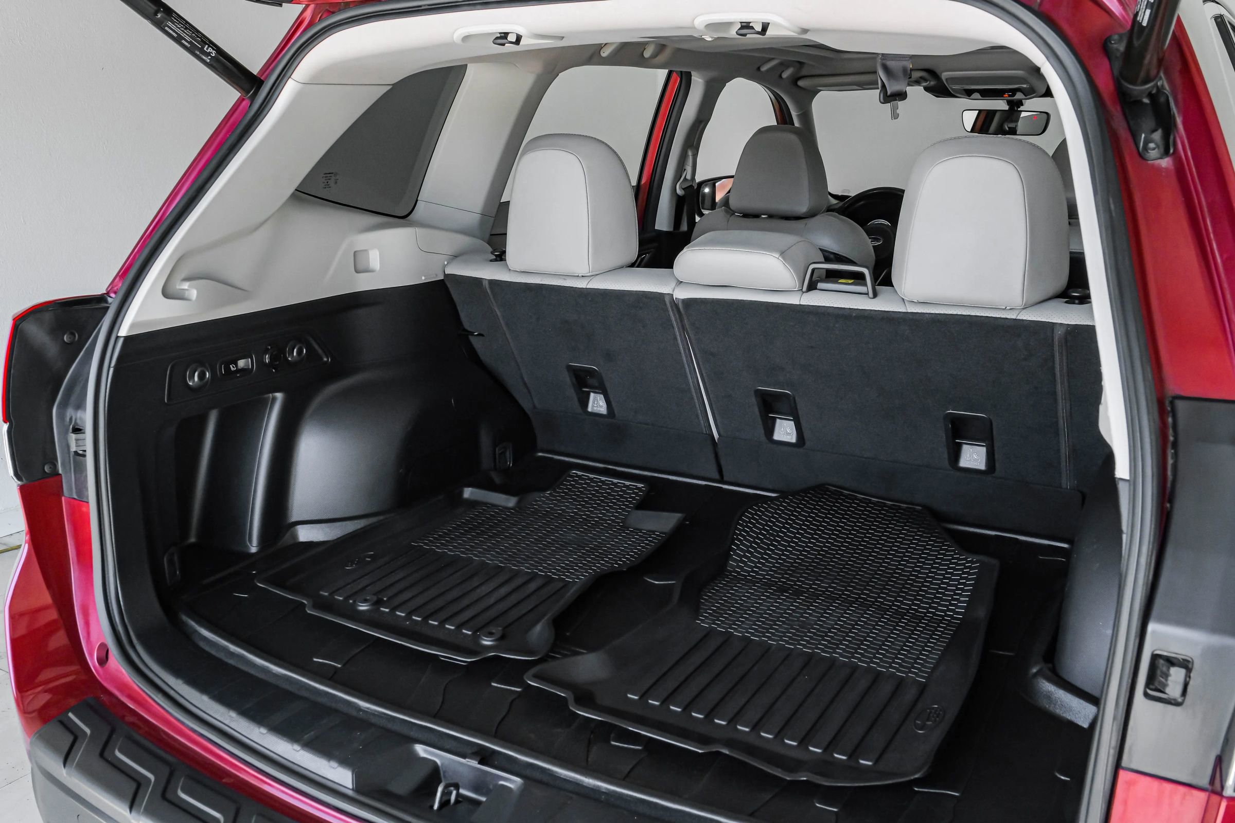 Used 2023 Subaru Forester Limited w/ Popular Package #2 image 46