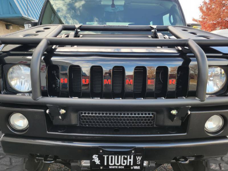 Used 2005 HUMMER H2 SUT w/ Preferred Equipment Group AWD/4WD image 7