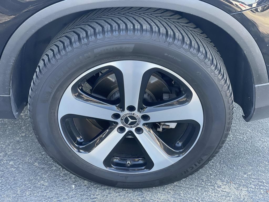 Used 2019 Mercedes-Benz GLC 350e 4MATIC image 30