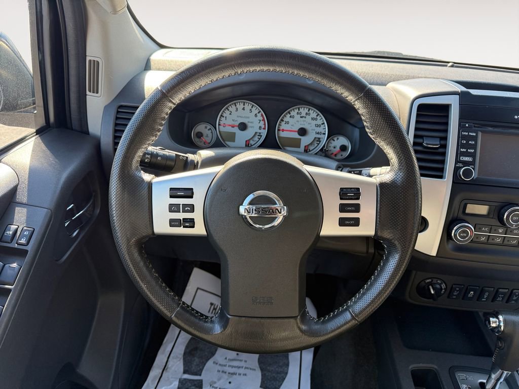 Used 2015 Nissan Frontier PRO-4X image 13