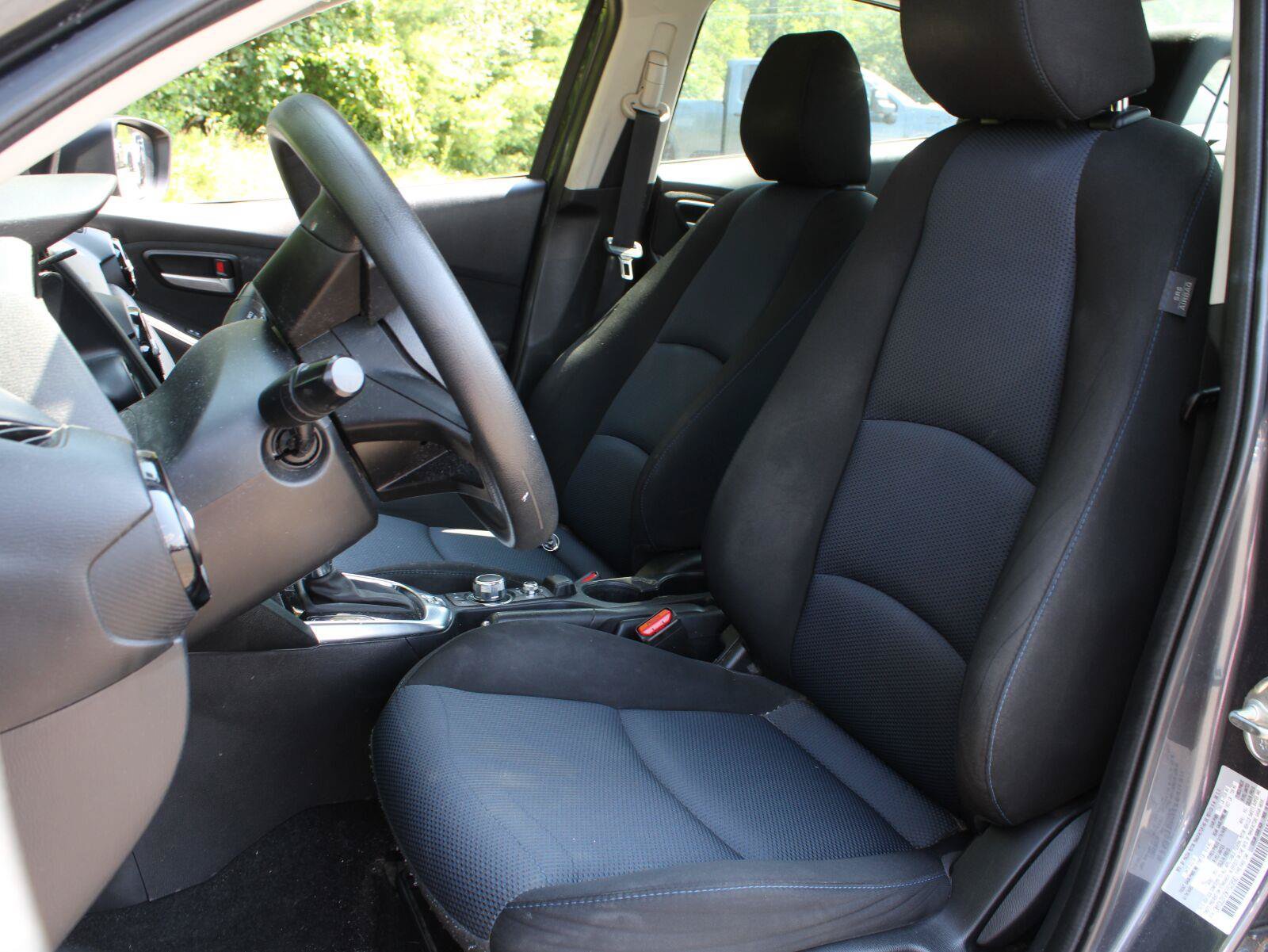 Used 2019 Toyota Yaris LE FWD image 17