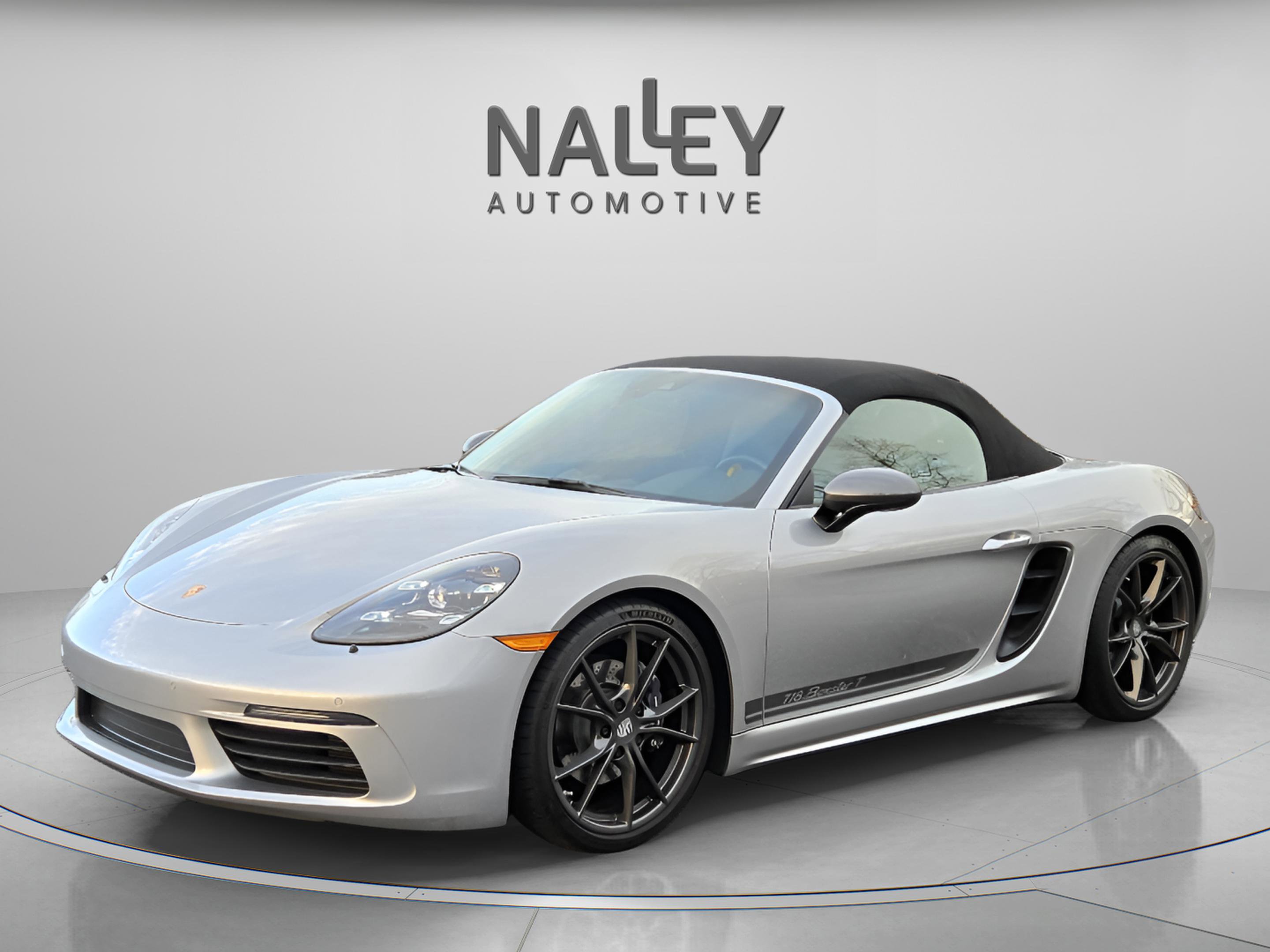 Used 2022 Porsche 718 Boxster image 2