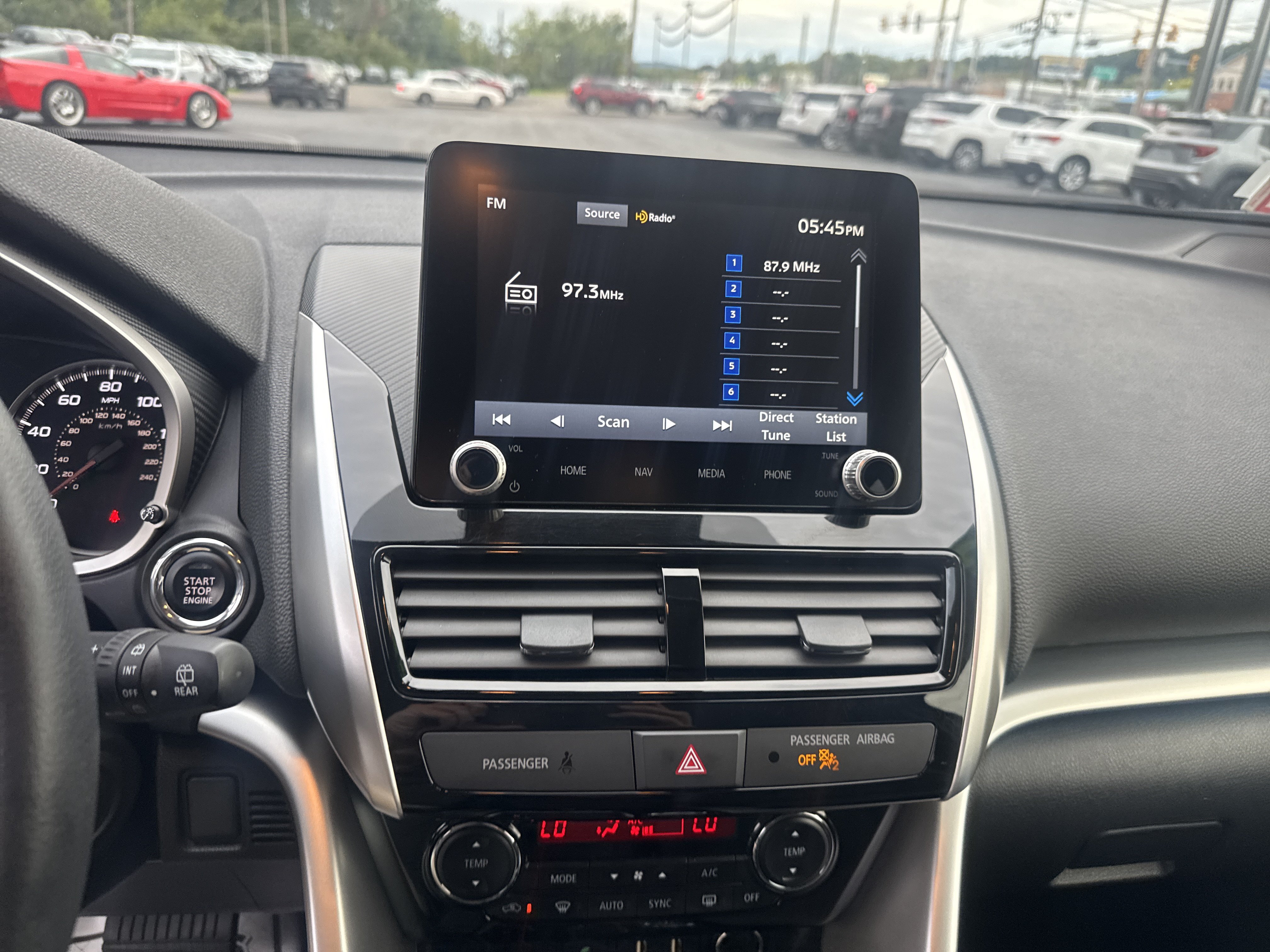 Used 2025 Mitsubishi Eclipse Cross SE AWD/4WD image 23