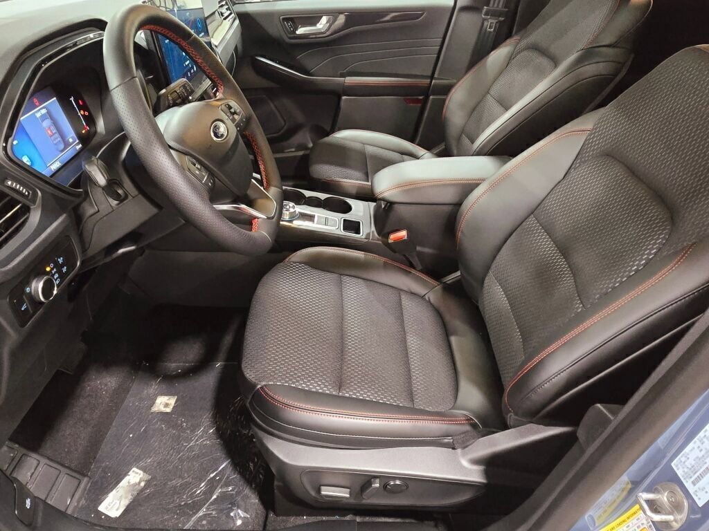 New 2025 Ford Escape ST-Line w/ Tech Pack #1 image 20