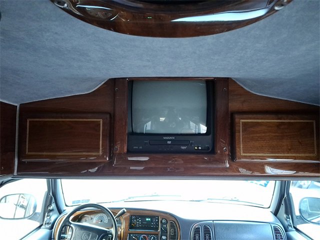 Used 1999 Dodge B1500 Conversion image 18