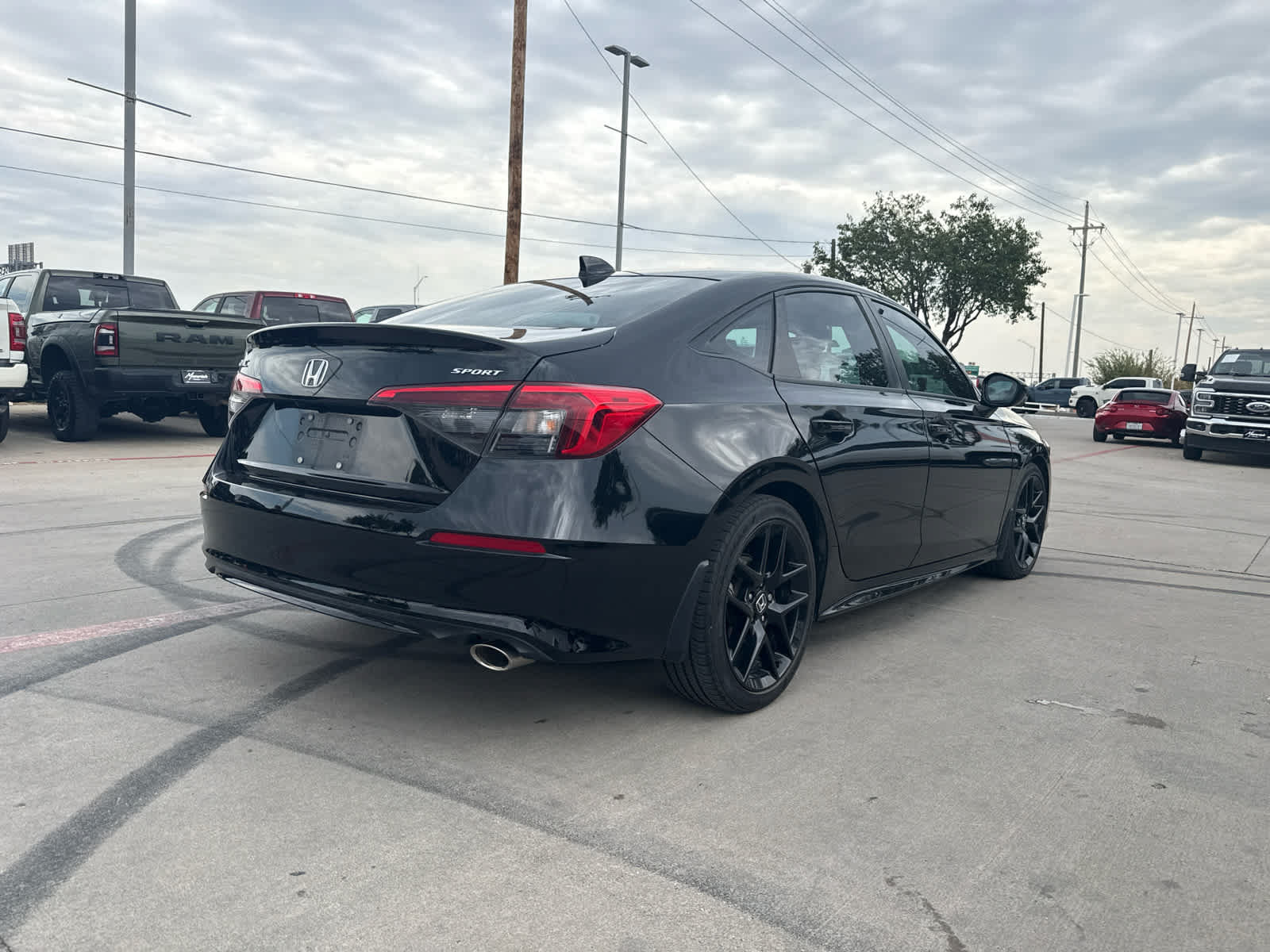 Used 2023 Honda Civic Sport image 4