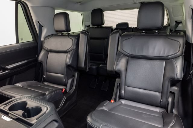 Used 2025 Ford Expedition Platinum AWD/4WD image 29