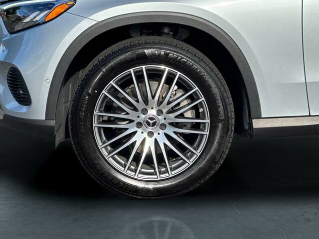 Certified 2026 Mercedes-Benz GLC 300 4MATIC image 34