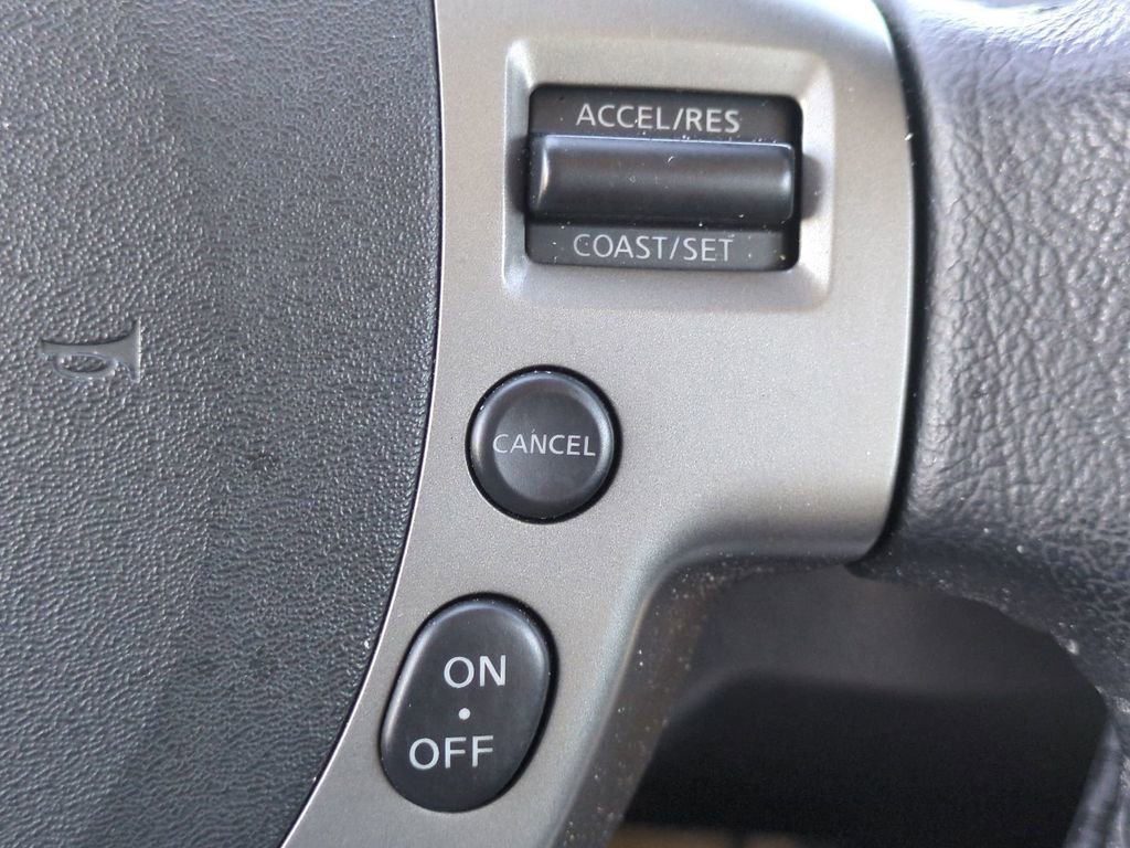 Used 2011 Nissan Sentra 2.0 SR w/ Convenience Pkg image 21