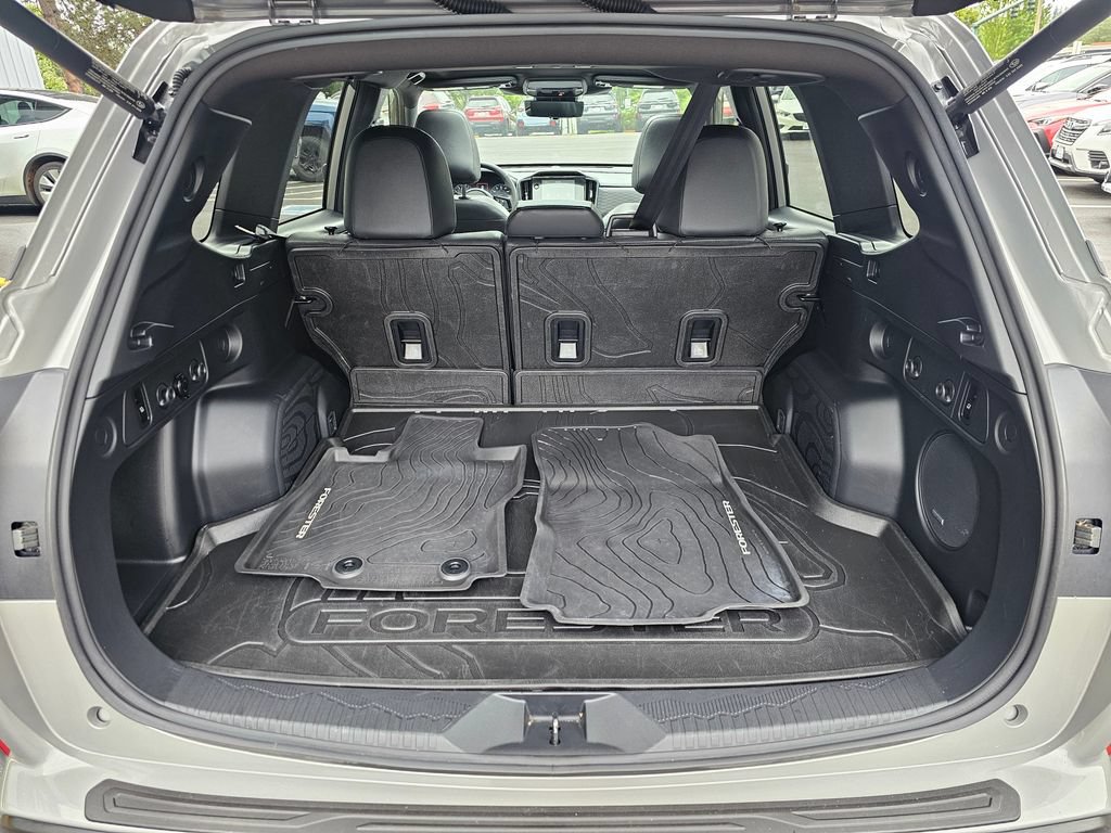 Used 2025 Subaru Forester Touring w/ Popular Package - Touring AWD/4WD image 13