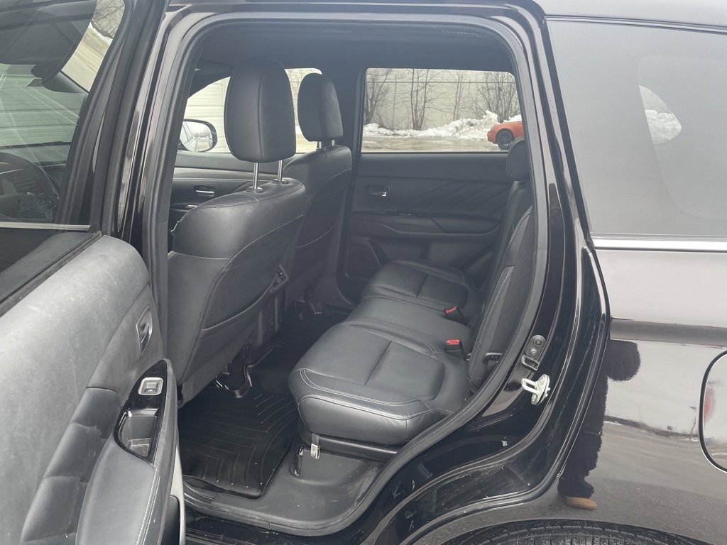 Used 2020 Mitsubishi Outlander SEL image 19