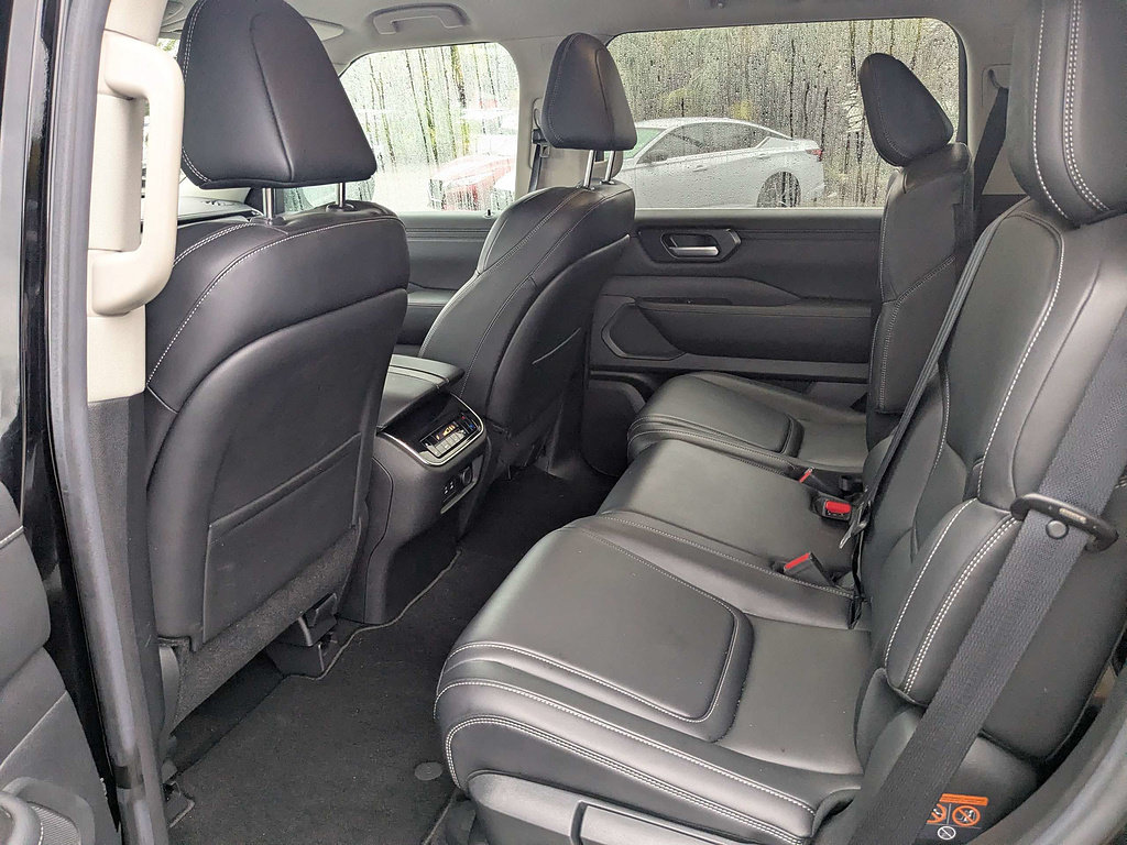 Certified 2025 Nissan Armada SV AWD/4WD image 15