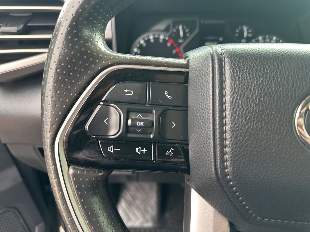 Used 2022 Toyota Tundra SR5 w/ SR5 Convenience Package image 13