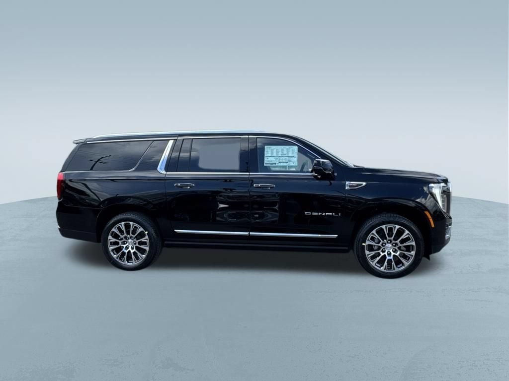 New 2026 GMC Yukon XL Denali w/ Denali Reserve Package AWD/4WD image 10