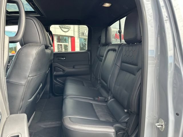 Certified 2022 Nissan Frontier PRO-4X w/ Pro-4X Premium Package AWD/4WD image 15