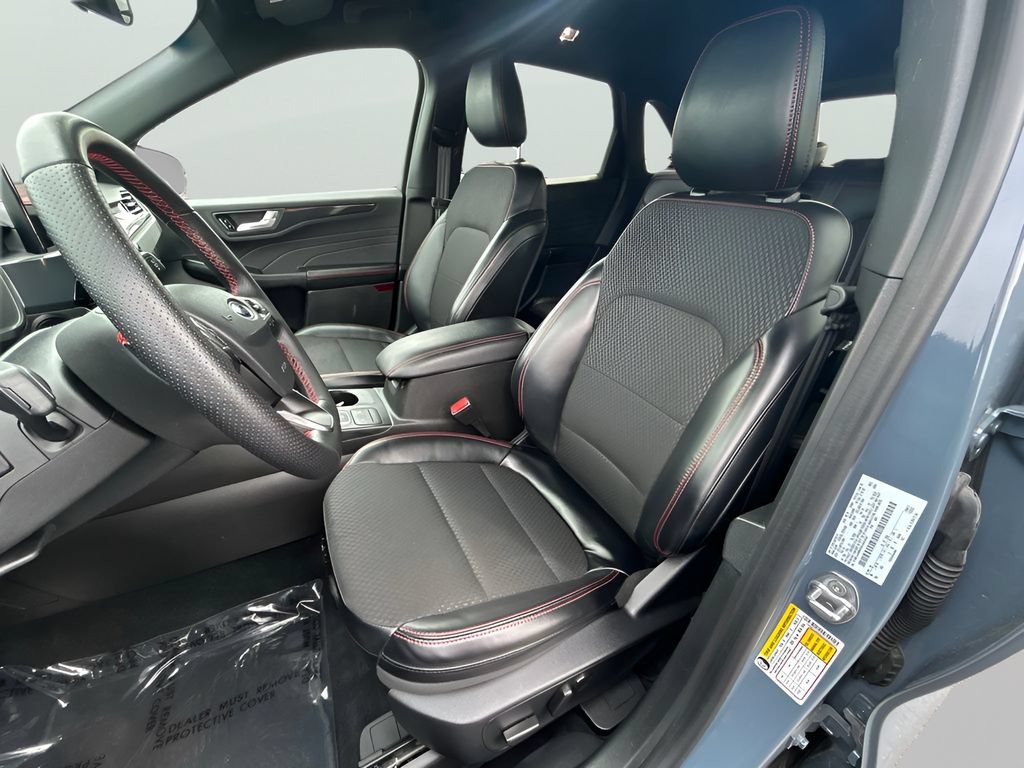 Certified 2025 Ford Escape ST-Line FWD image 10