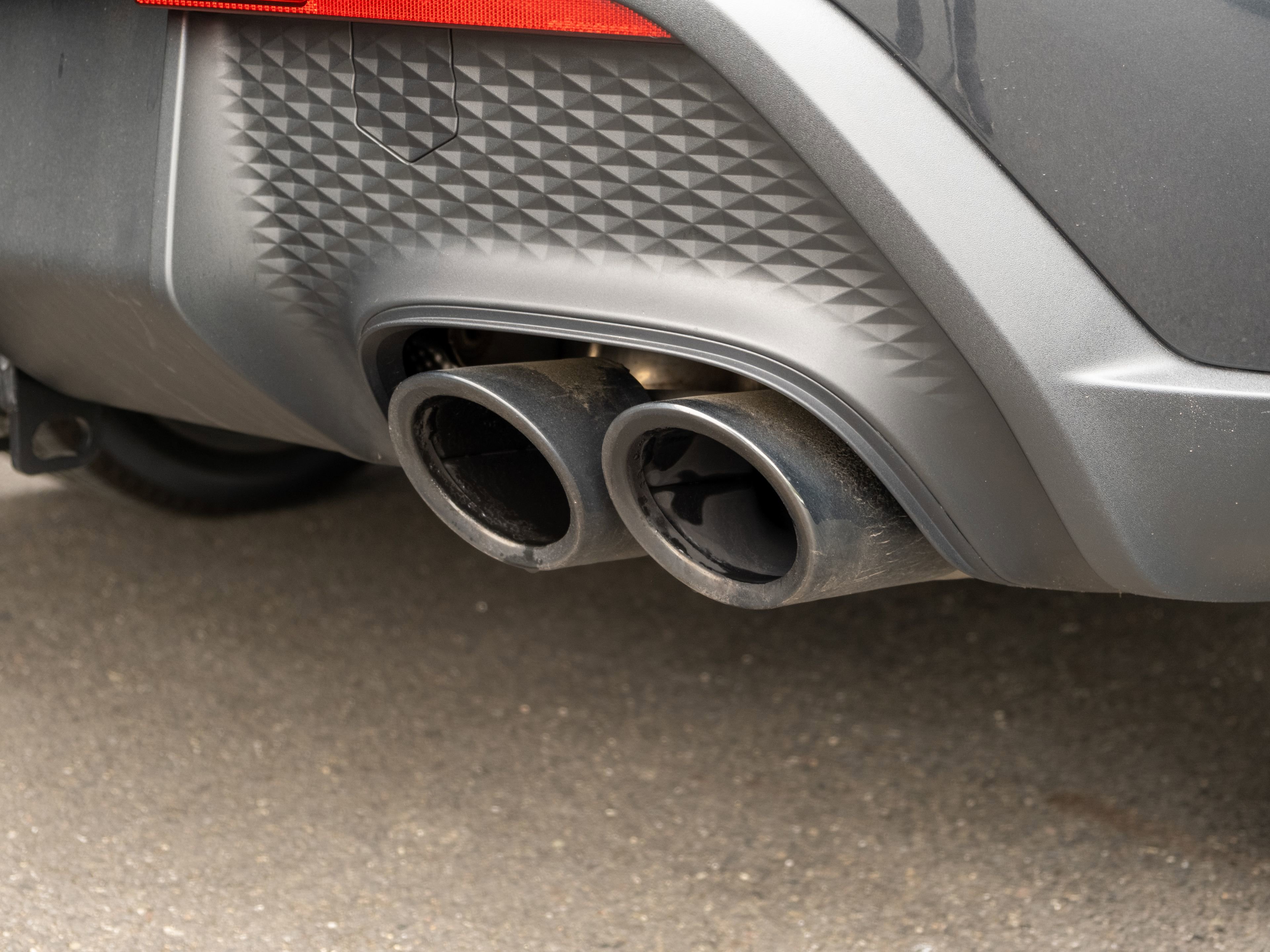 Certified 2026 Porsche Macan AWD/4WD image 43