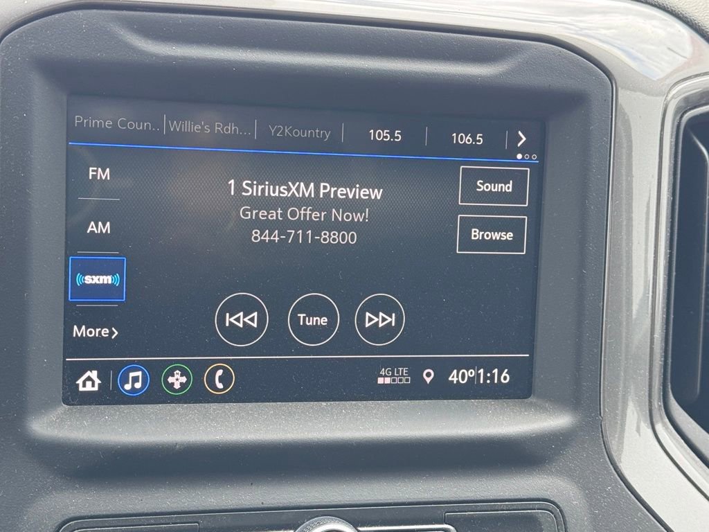 Used 2020 Chevrolet Silverado 2500 Custom w/ Custom Value Package image 16