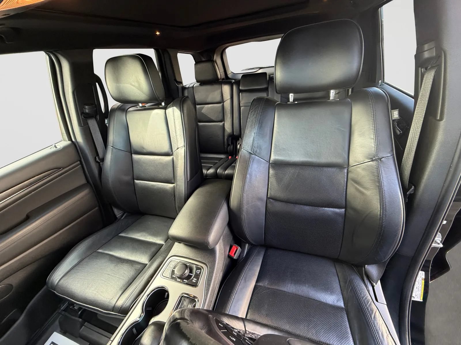 Used 2020 Jeep Grand Cherokee High Altitude AWD/4WD image 13