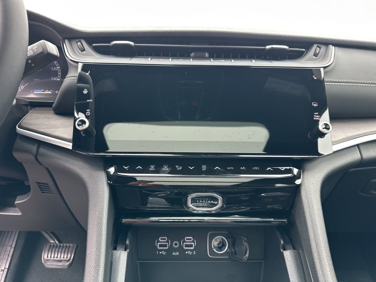 New 2026 Jeep Grand Cherokee L Limited image 19