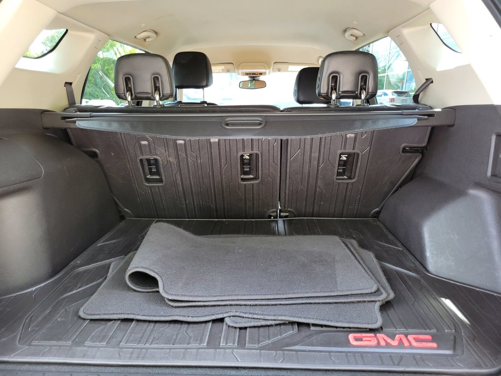 Used 2018 GMC Terrain SLT w/ Preferred Package AWD/4WD image 31