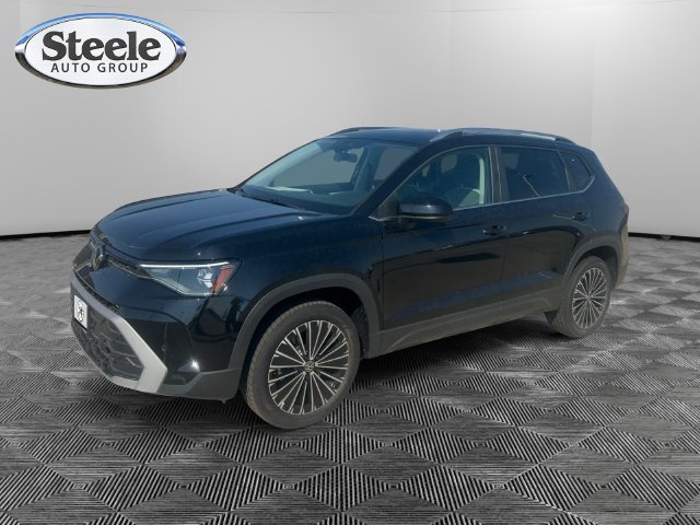 New 2026 Volkswagen Taos SE