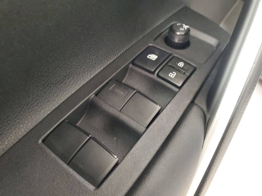 Certified 2024 Toyota Corolla Cross LE image 18