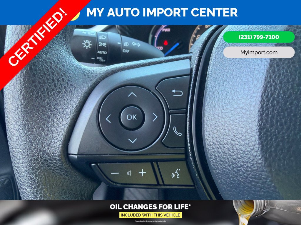 Used 2024 Toyota RAV4 AWD Hybrid image 16