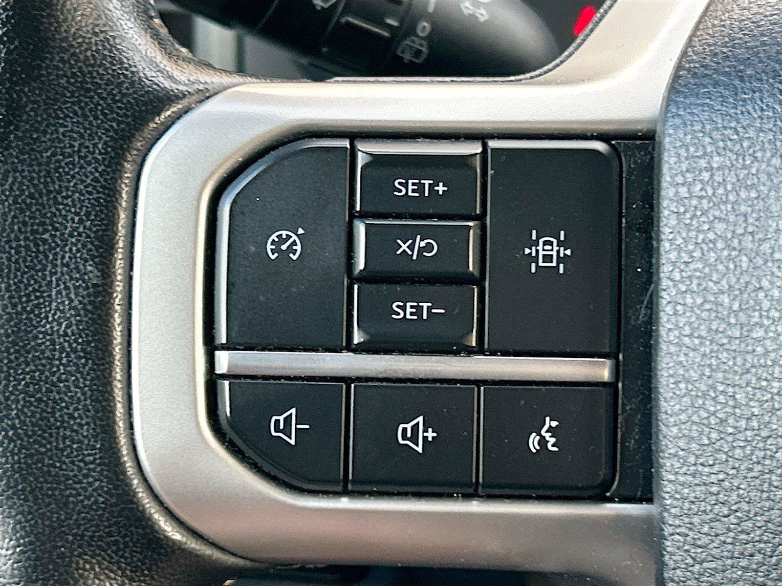 Used 2024 Ford Expedition Max XLT AWD/4WD image 37