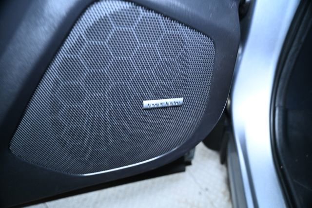 Used 2021 Subaru Ascent Limited w/ Technology Package image 27