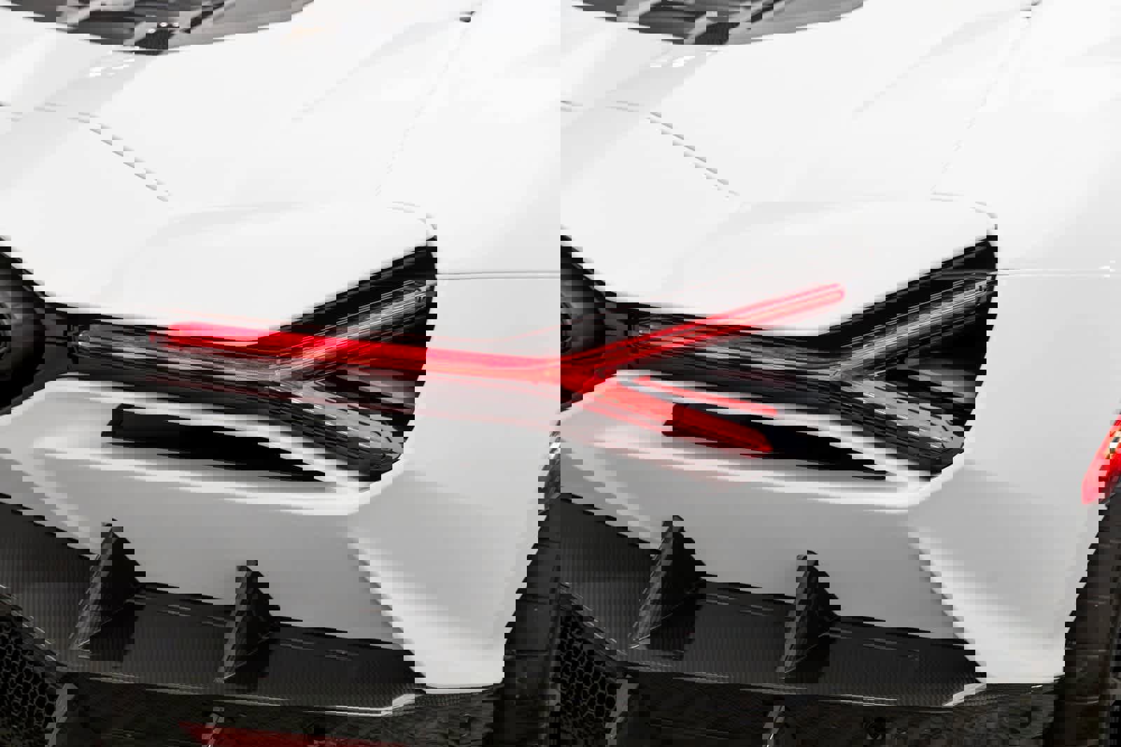 Used 2024 Lamborghini Revuelto image 49