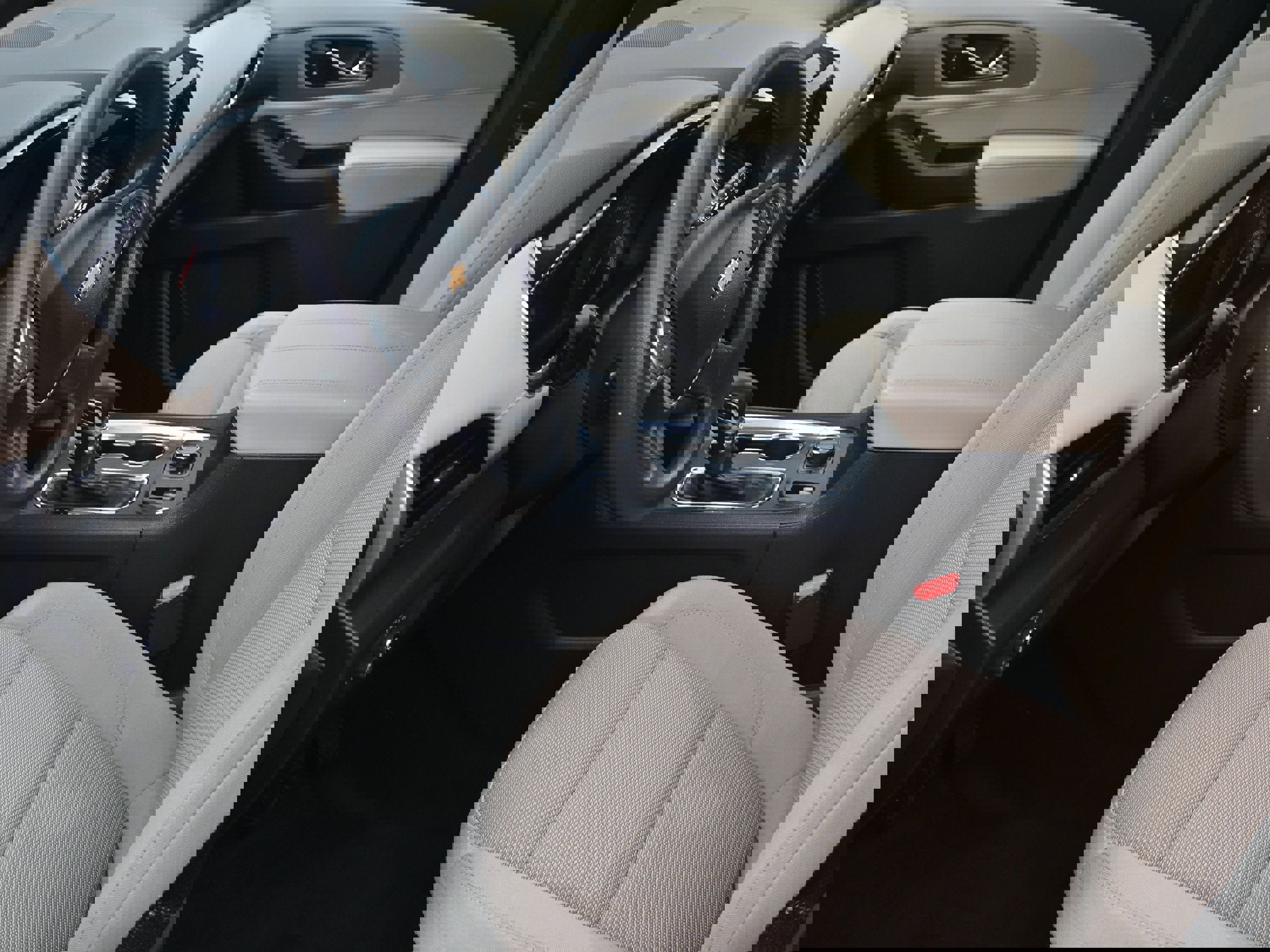 Certified 2023 Chevrolet Traverse LS image 9