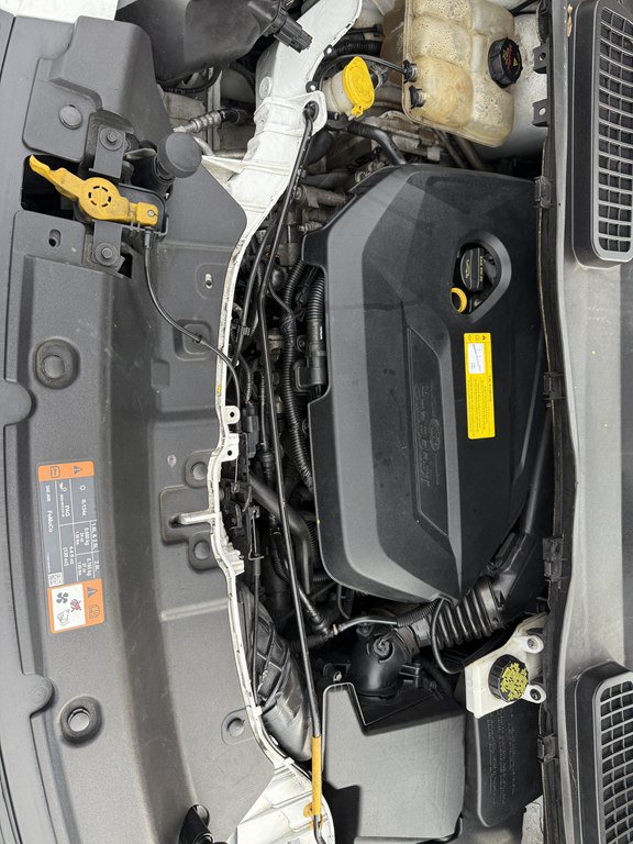 Used 2016 Ford Escape SE w/ Equipment Group 201A FWD image 22