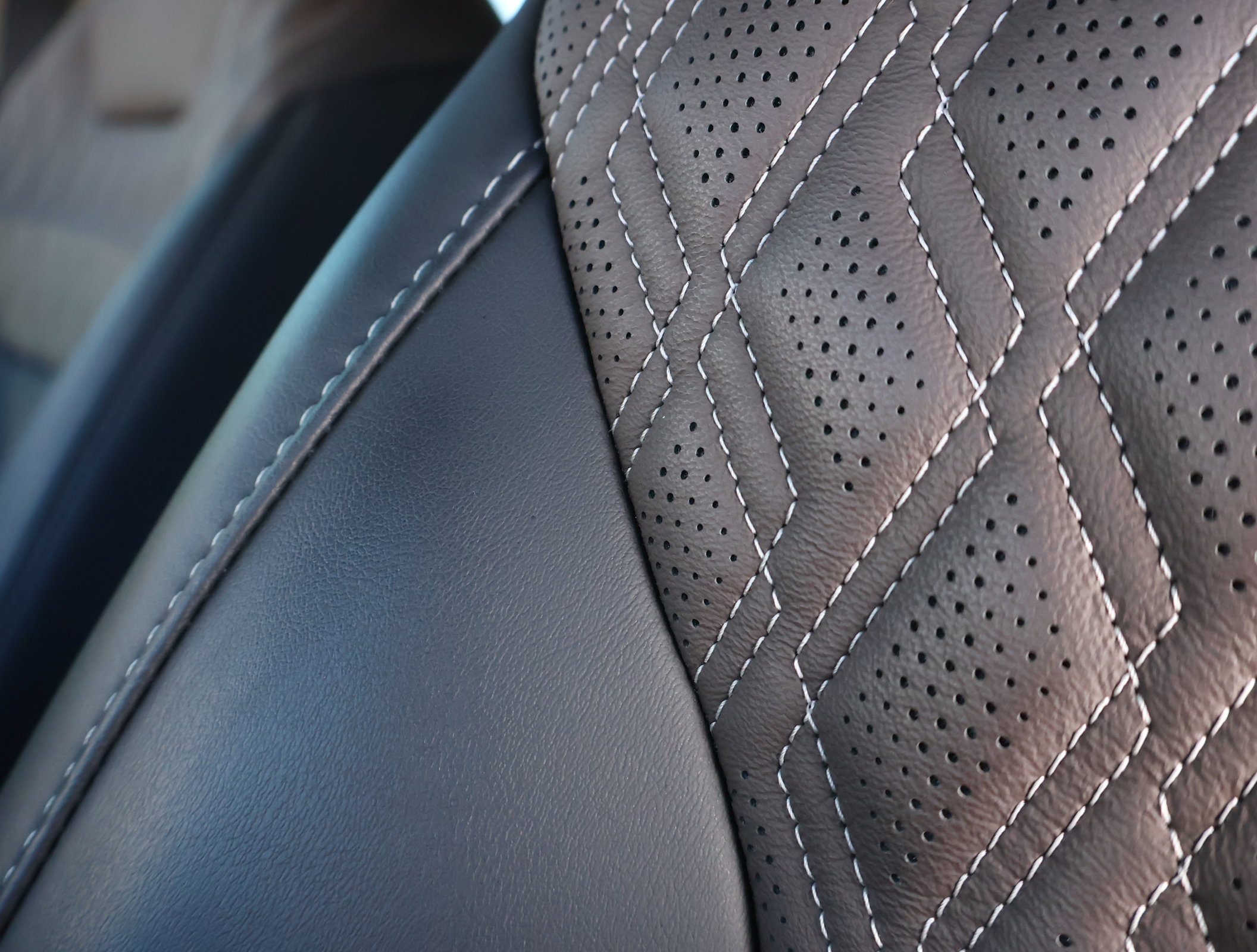 Used 2025 Nissan Murano Platinum w/ Cargo Package image 12