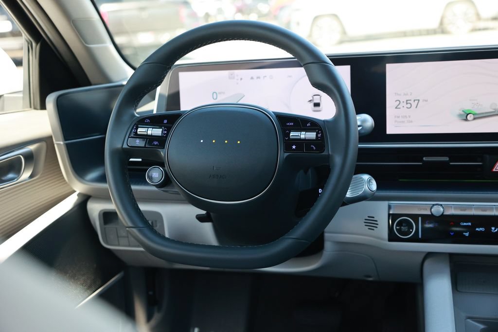 Used 2025 Hyundai Ioniq 6 SEL AWD/4WD image 27