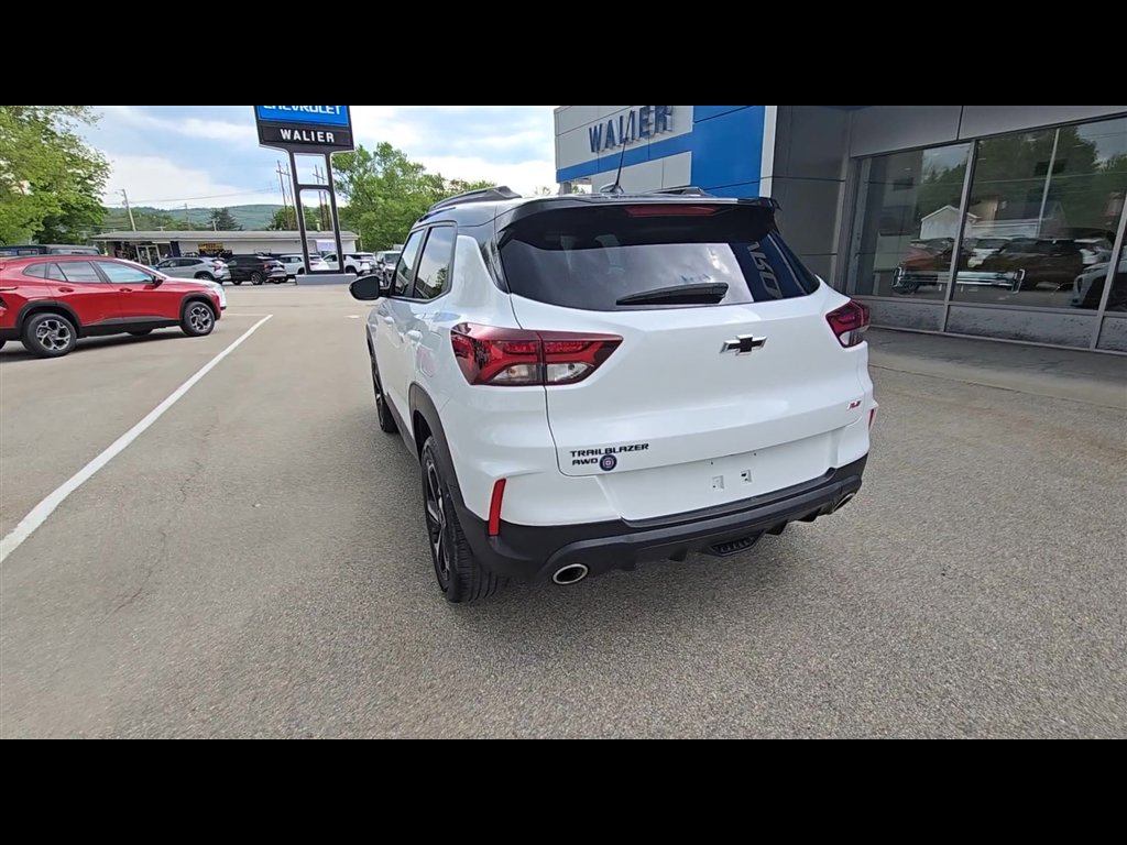 Used 2023 Chevrolet TrailBlazer RS w/ Convenience Package AWD/4WD image 7