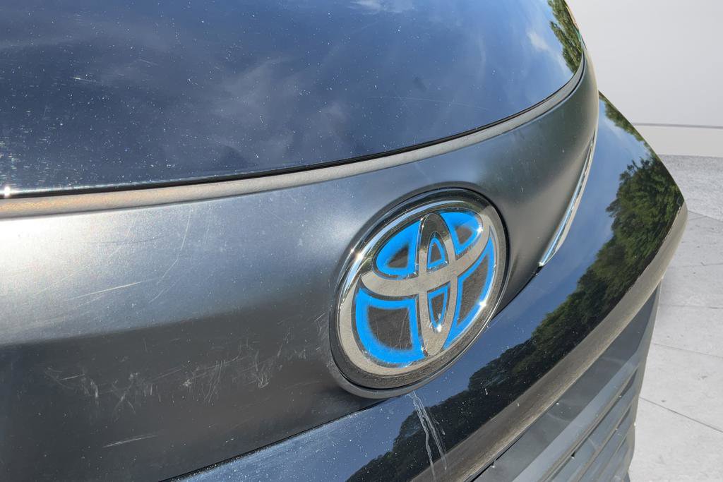 Used 2022 Toyota Sienna XLE FWD image 27