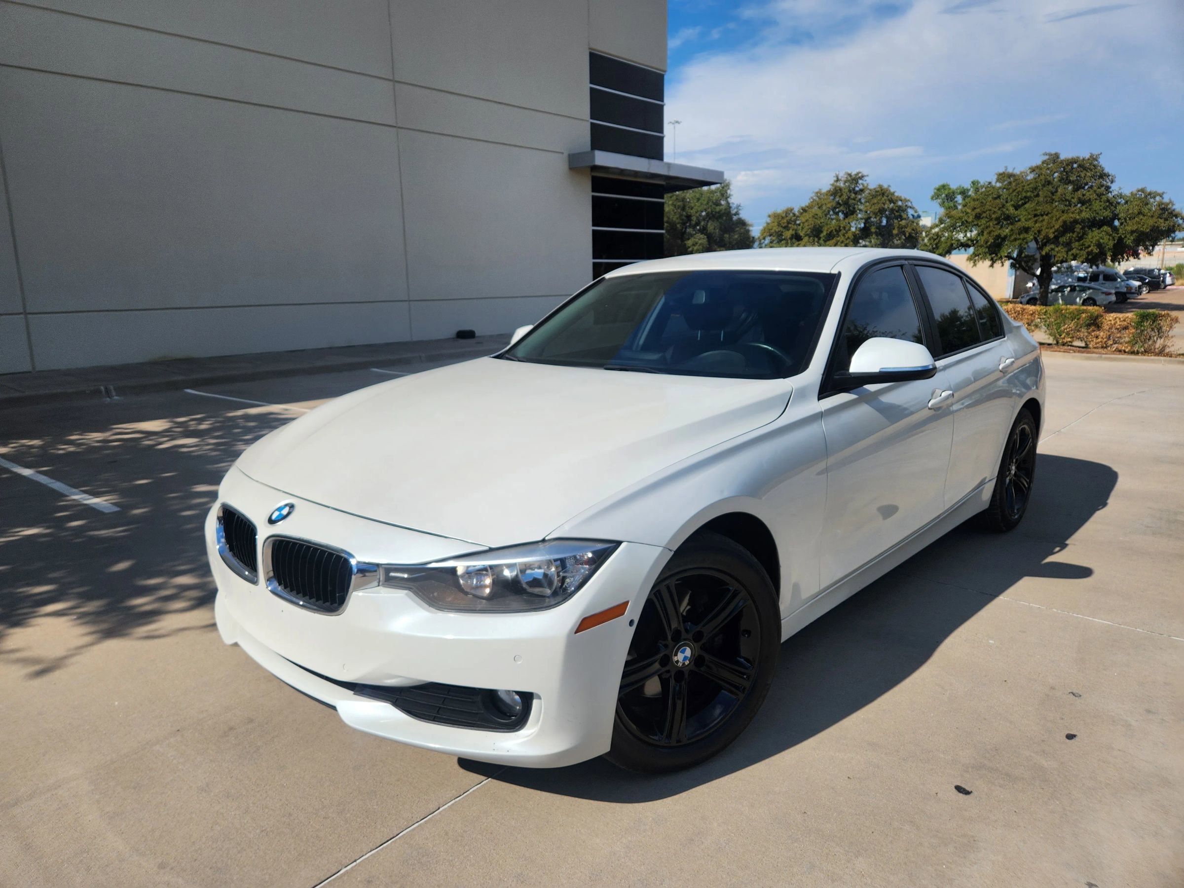 Used 2015 BMW 320i Sedan