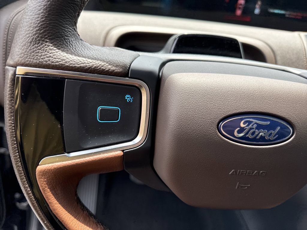 Used 2025 Ford Expedition Max King Ranch AWD/4WD image 25