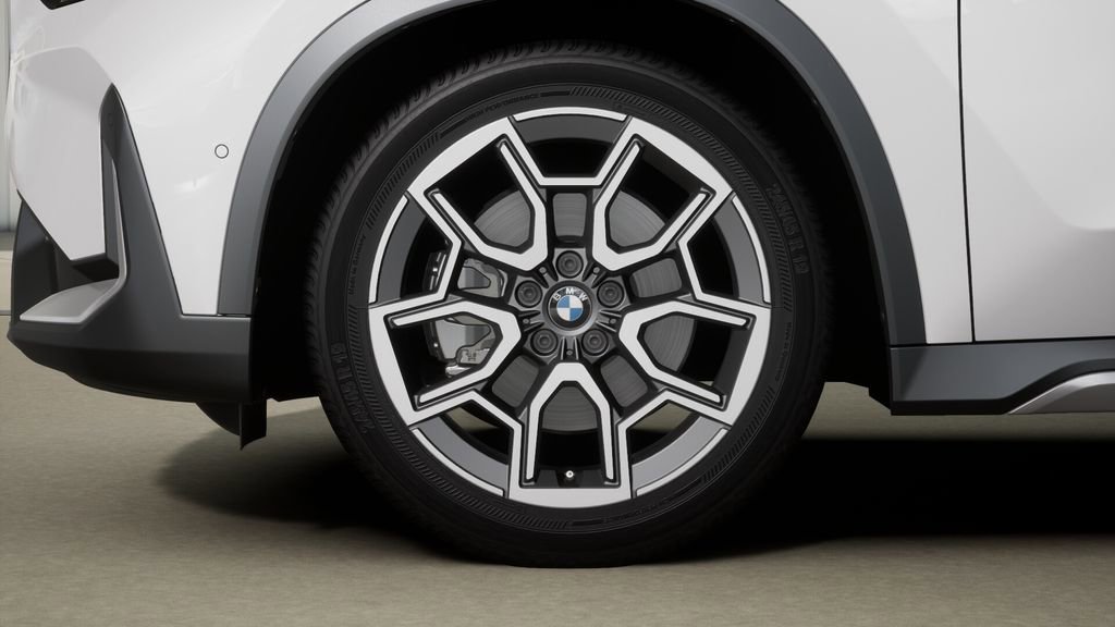 Used 2026 BMW X1 xDrive28i w/ Technology Package image 34