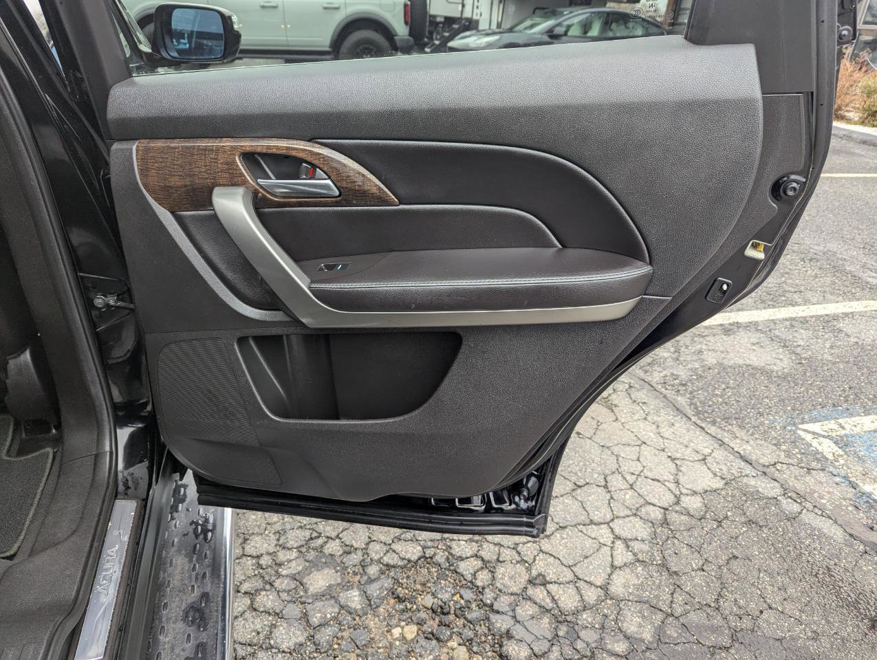 Used 2011 Acura MDX w/ Technology Package AWD/4WD image 47