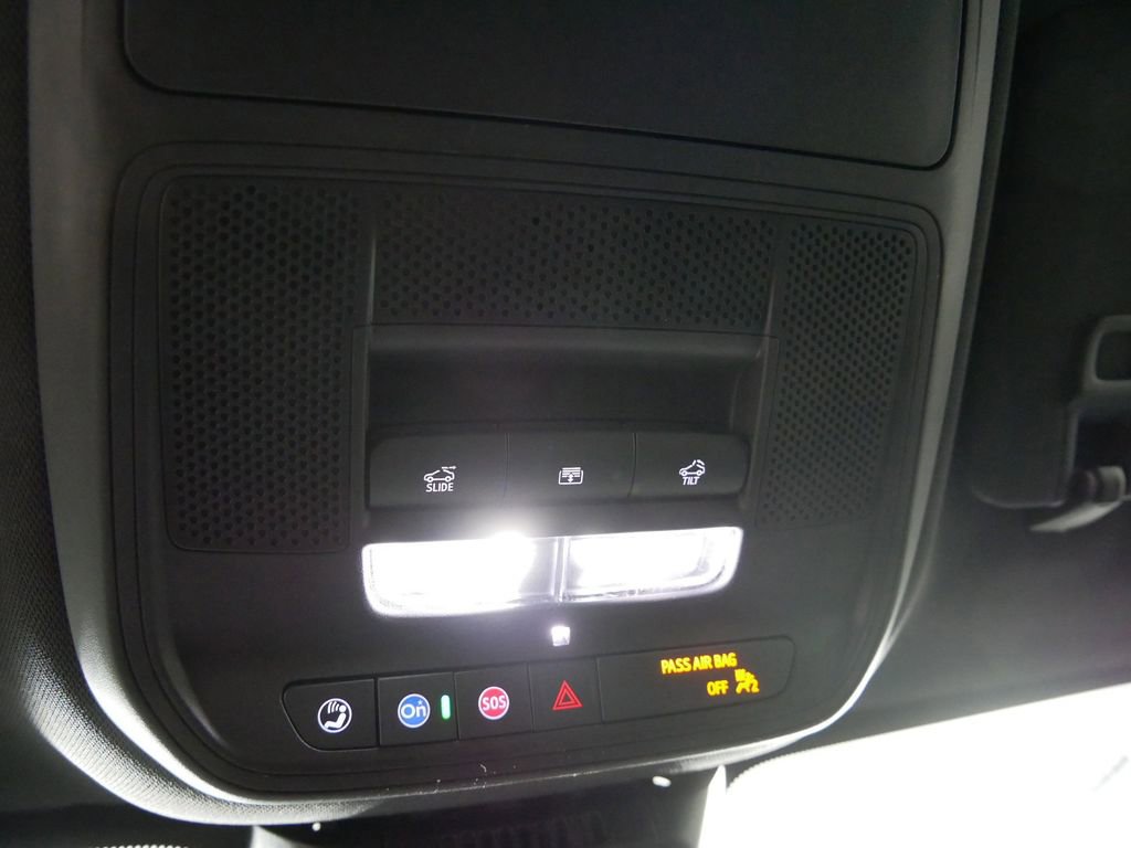 New 2026 GMC Terrain AT4 w/ Convenience Package III image 27