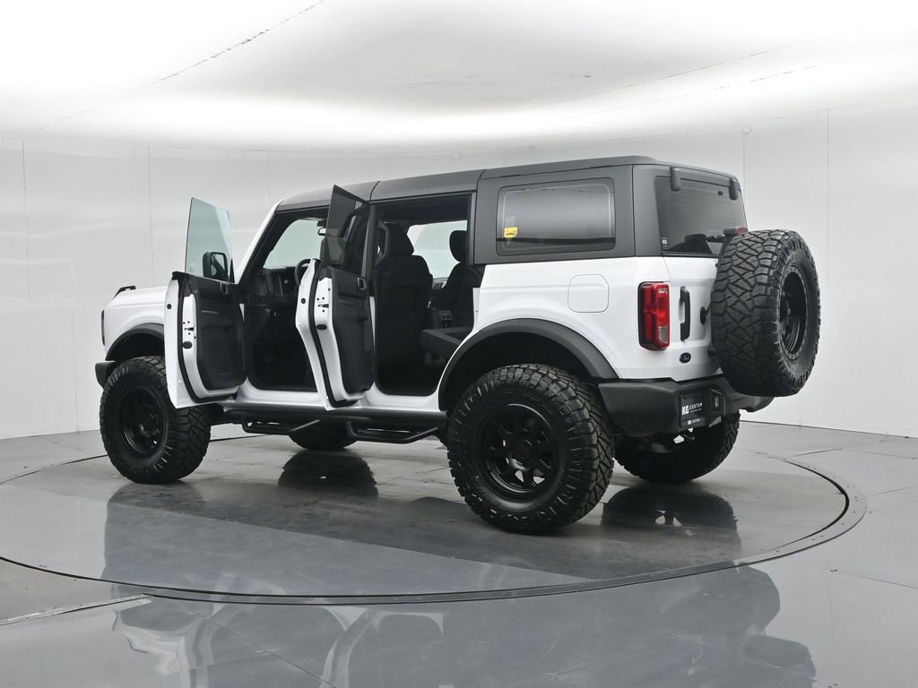 New 2025 Ford Bronco Base image 33