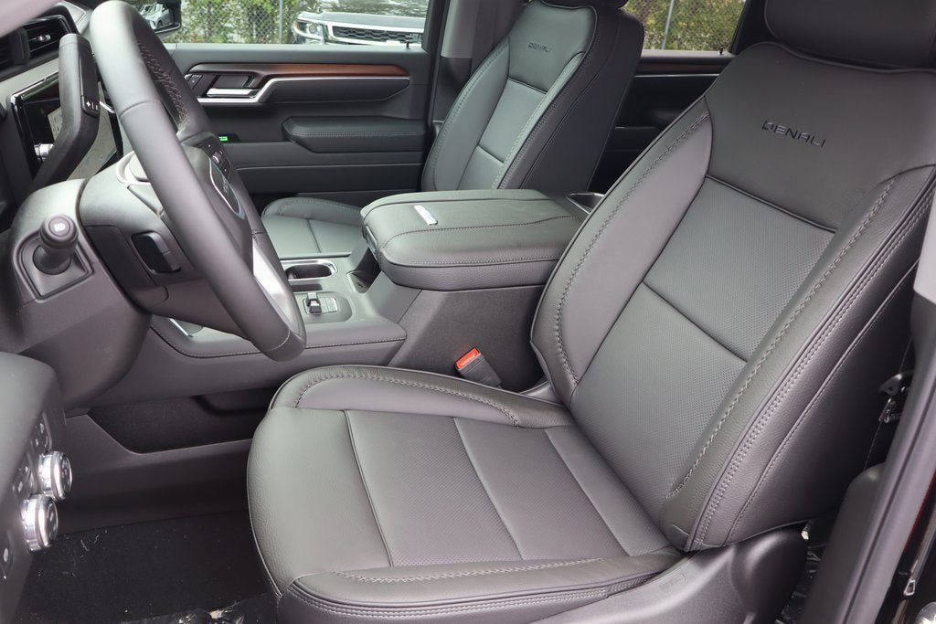 New 2026 GMC Sierra 2500 Denali w/ Max Trailering Package image 13