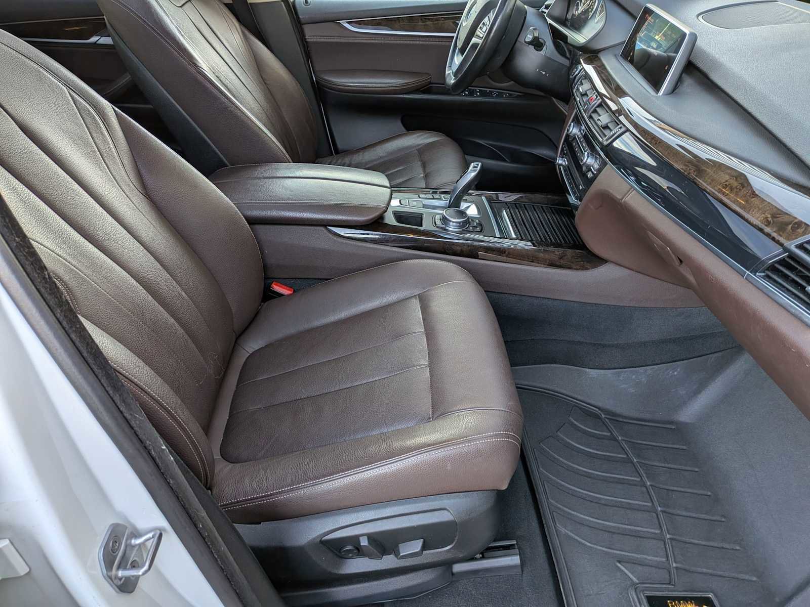 Used 2016 BMW X5 xDrive35i w/ Premium Package image 22