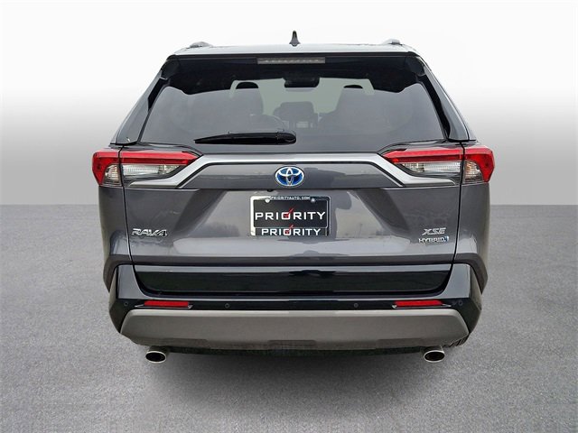 Used 2020 Toyota RAV4 XSE image 5